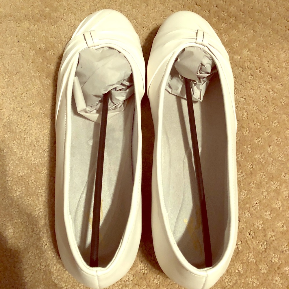 Dress shoes